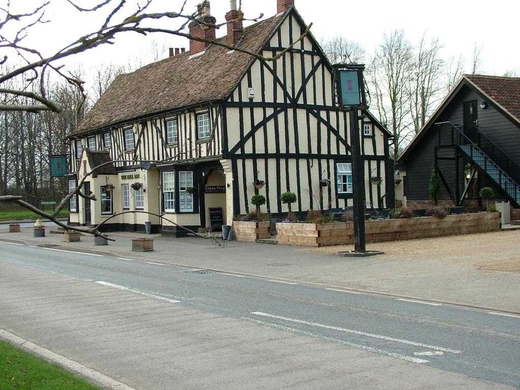 Thistle Cottage Mildenhall Bagian luar foto